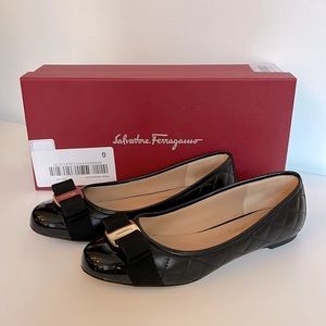 Ferragamo quilted flats 6C